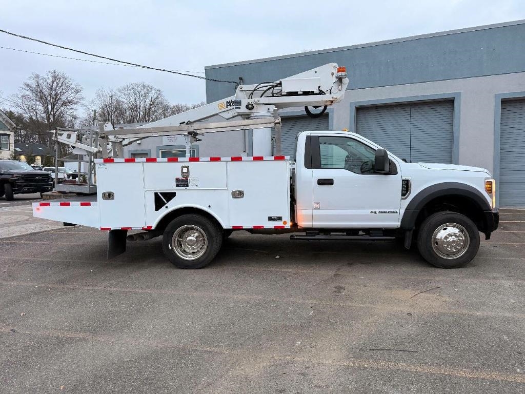 Ford F-550 Regular Cab DRW 2WD 2019
