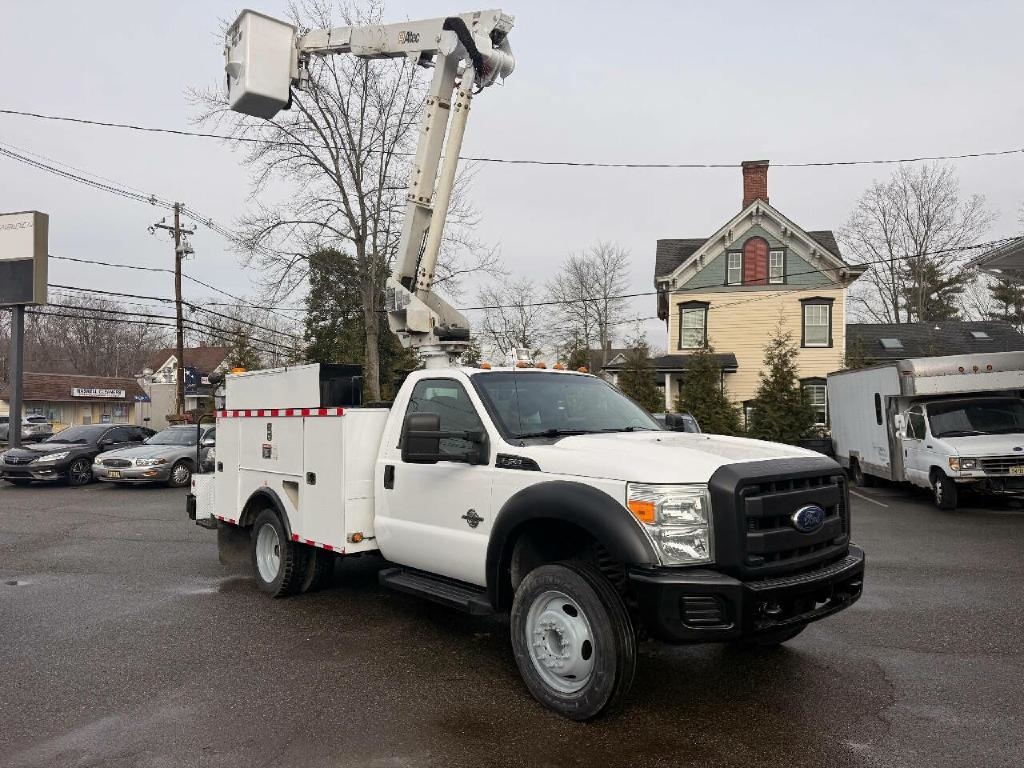 2011 Ford F-550's photo