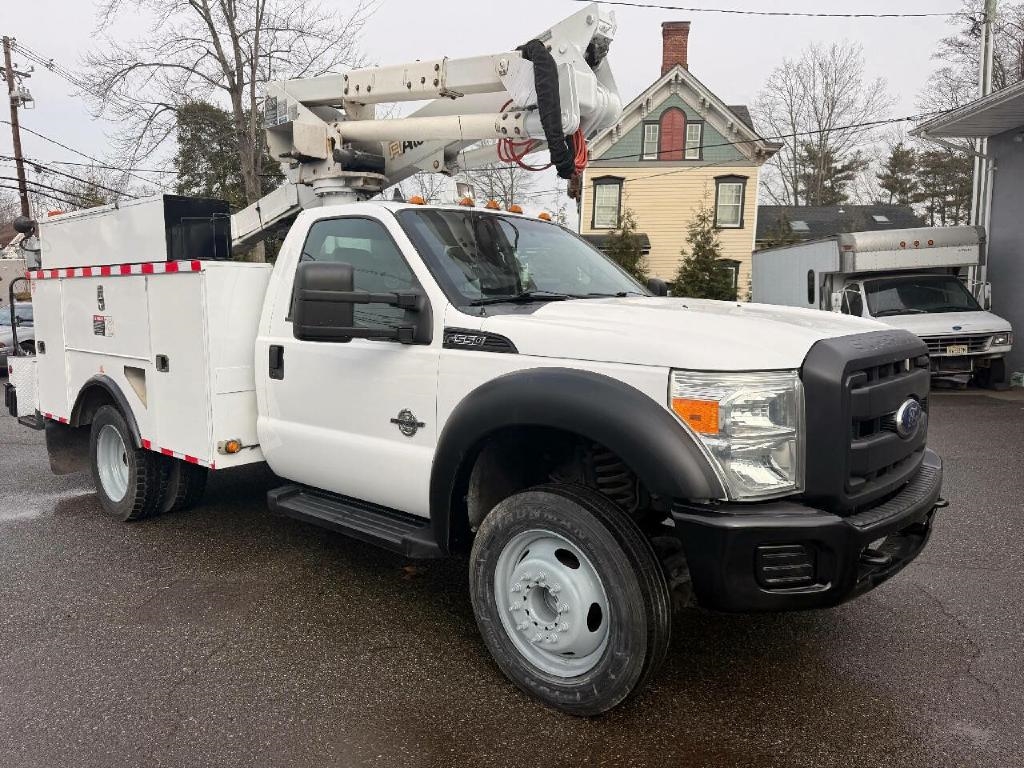 Ford F-550 Regular Cab DRW 2WD 2011