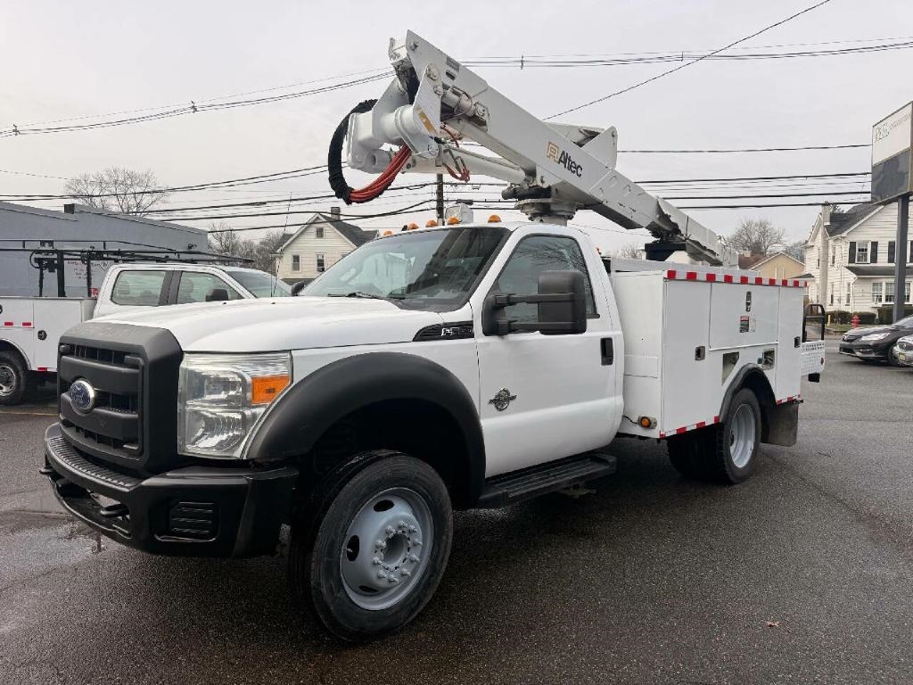 Ford F-550 Regular Cab DRW 2WD 2011