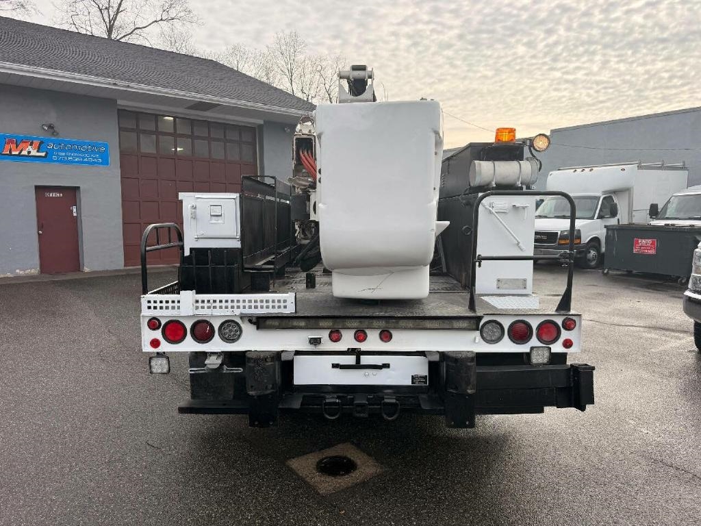 Ford F-550 Regular Cab DRW 2WD 2011