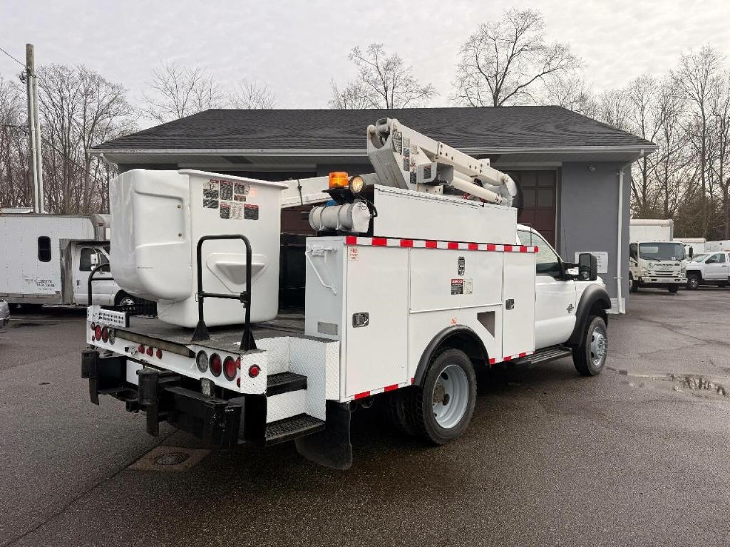 Ford F-550 Regular Cab DRW 2WD 2011