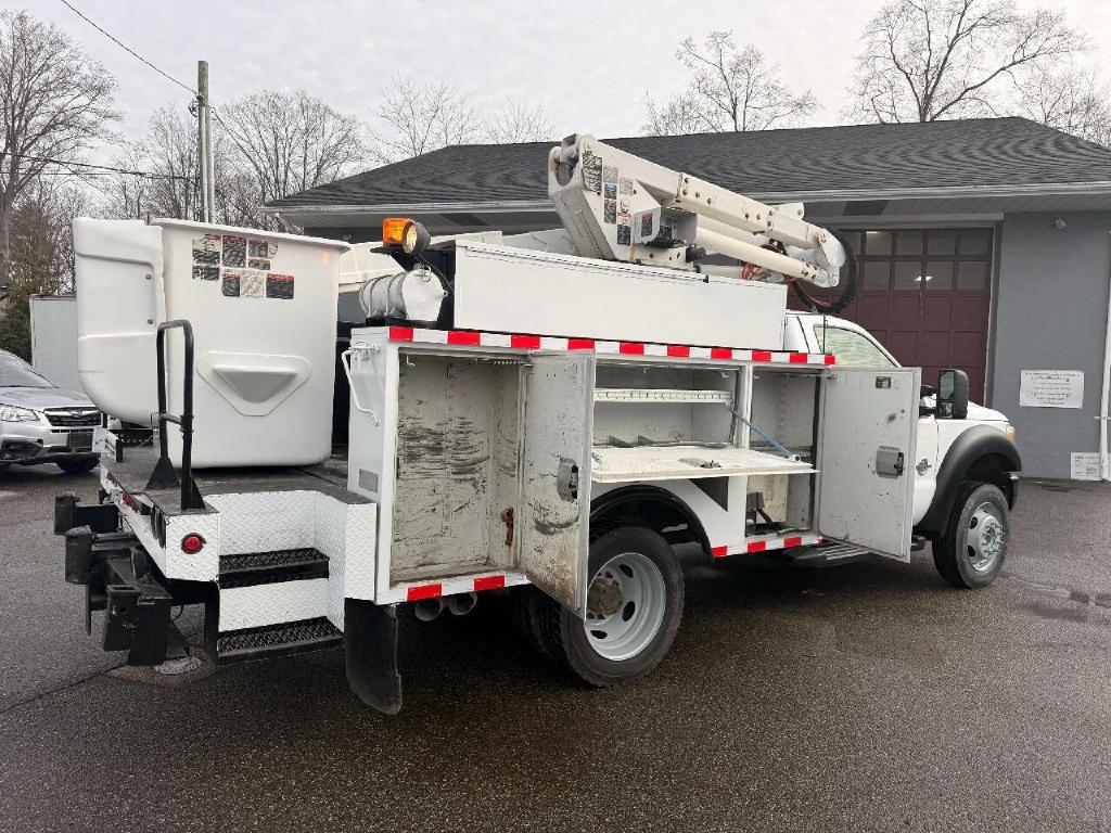 Ford F-550 Regular Cab DRW 2WD 2011