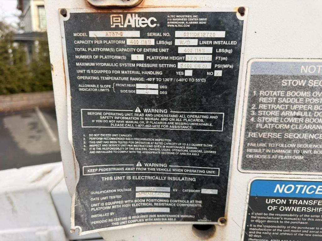 Ford F-550 Regular Cab DRW 2WD 2011