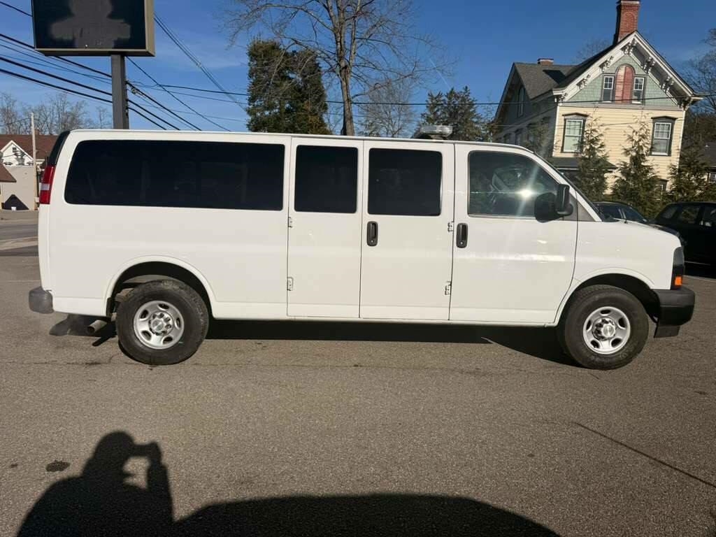 Chevrolet Express LS 3500 Extended 2020