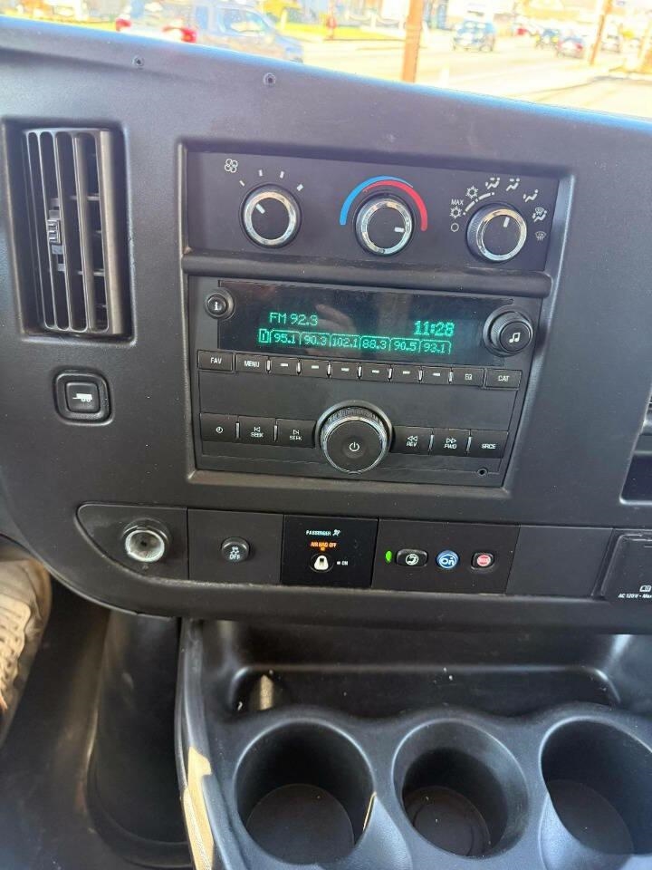 Chevrolet Express G3500 139" 2019