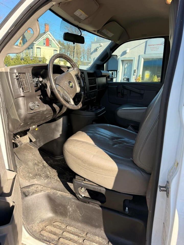 Chevrolet Express G3500 139" 2019