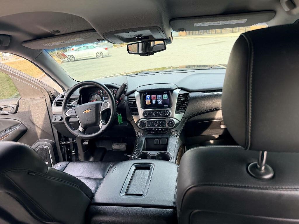 Chevrolet Suburban LT 4WD 2015