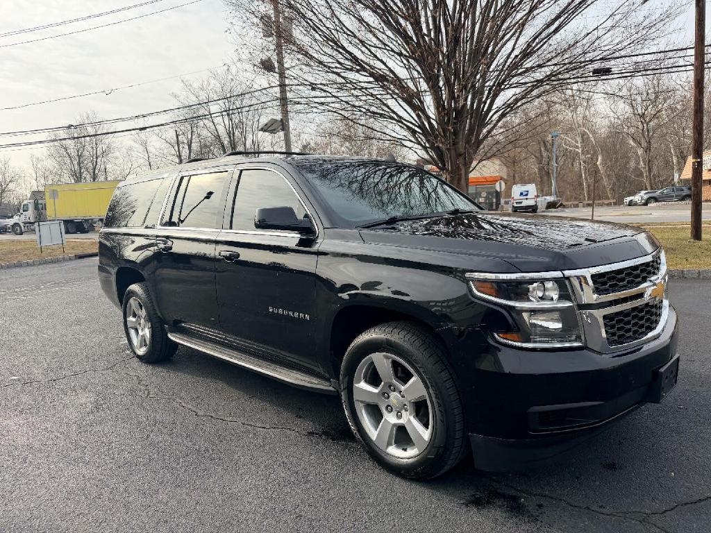 Chevrolet Suburban LT 4WD 2015