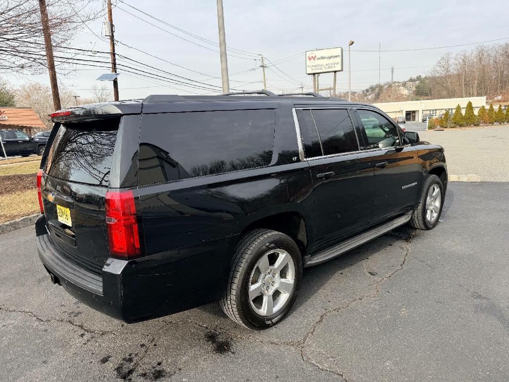 Chevrolet Suburban LT 4WD 2015