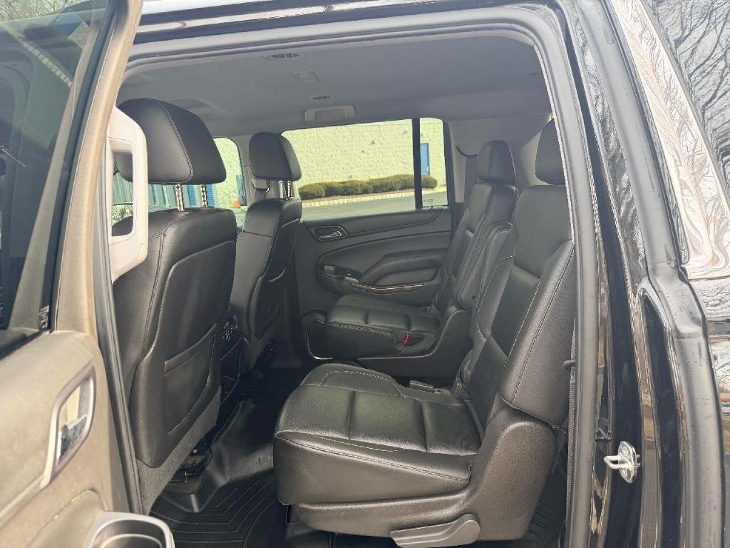 Chevrolet Suburban LT 4WD 2015