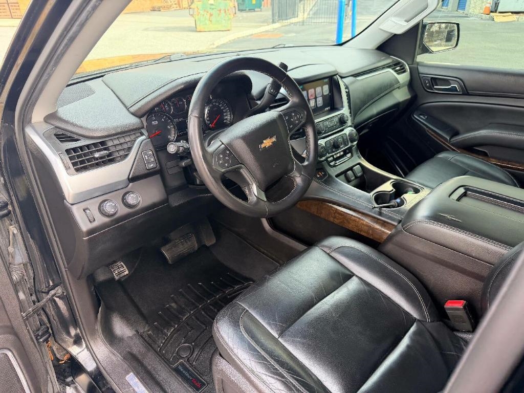 Chevrolet Suburban LT 4WD 2015