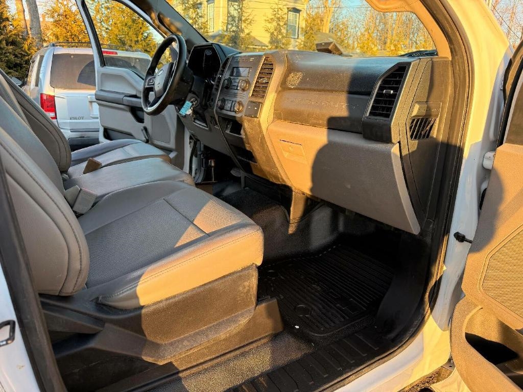 Ford F-450 SD Regular Cab DRW 2WD 2018