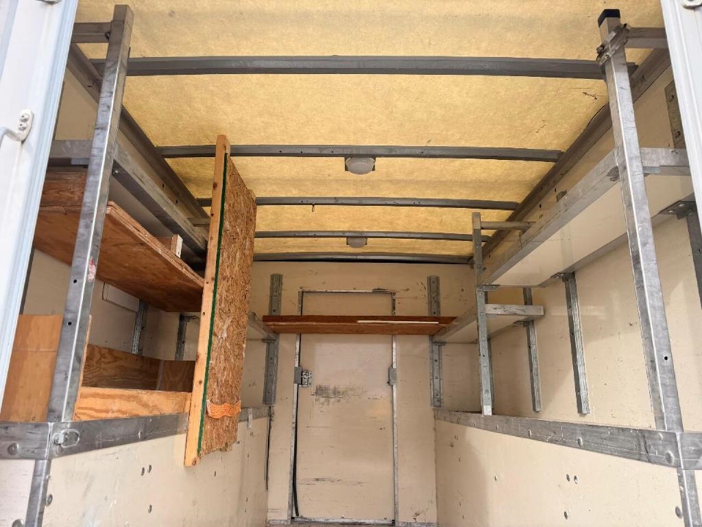 Ford Econoline E-350 Super Duty 2015