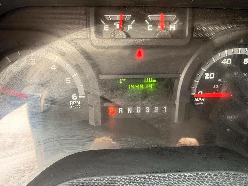 Ford Econoline E-350 Super Duty 2015