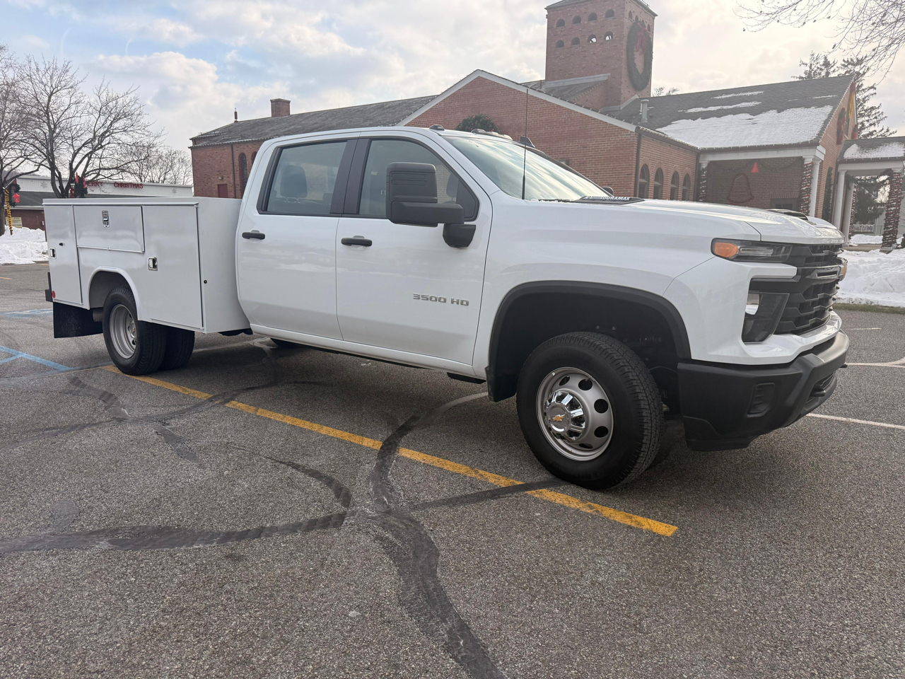 Chevrolet Silverado 3500HD Work Truck Crew Cab 4WD 2025