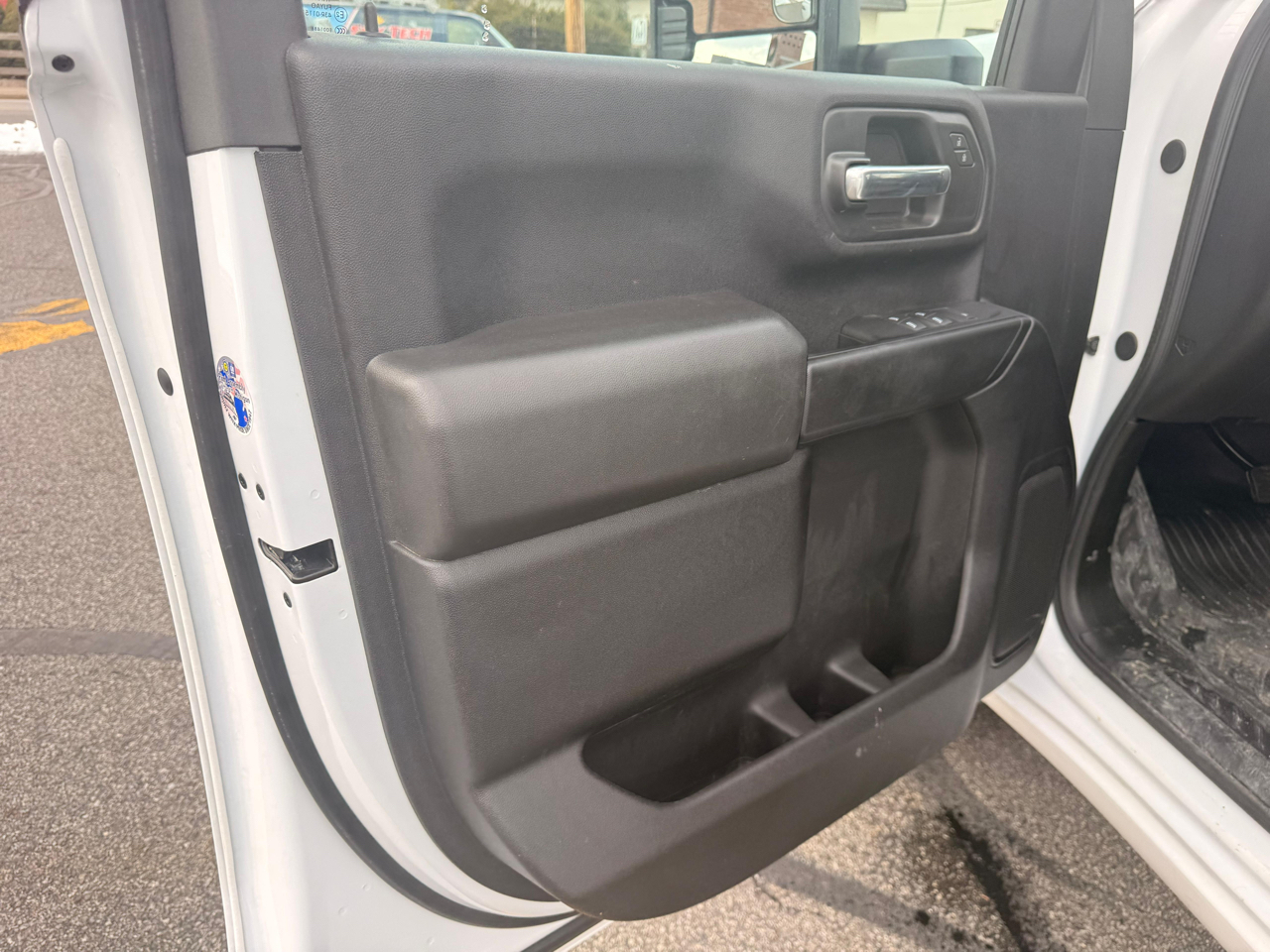 Chevrolet Silverado 3500HD Work Truck Crew Cab 4WD 2025