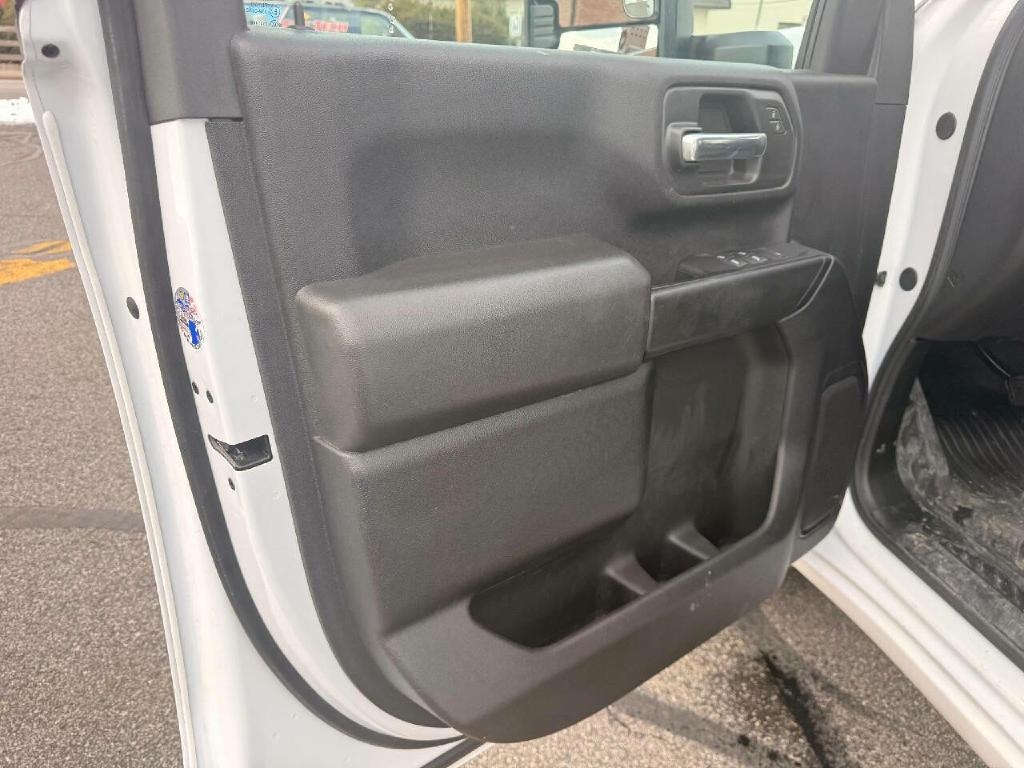 Chevrolet Silverado 3500HD Work Truck Crew Cab 4WD 2025