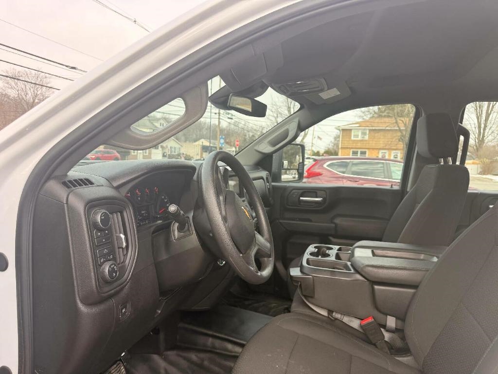 Chevrolet Silverado 3500HD Work Truck Crew Cab 4WD 2025