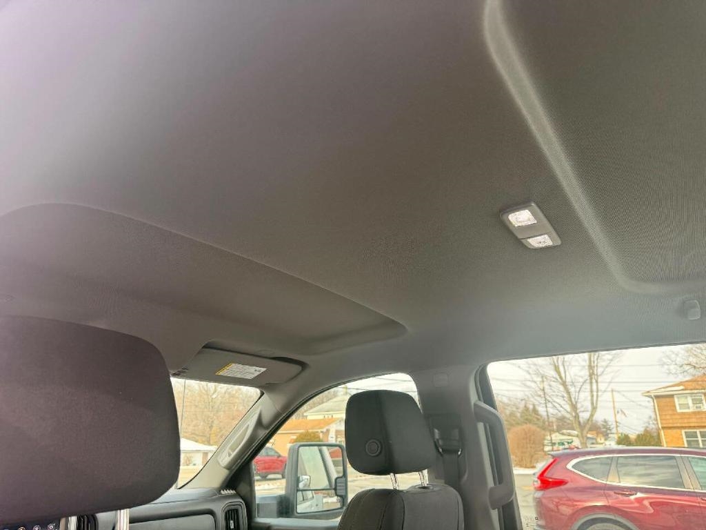 Chevrolet Silverado 3500HD Work Truck Crew Cab 4WD 2025