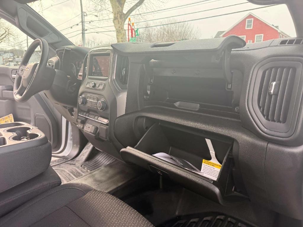 Chevrolet Silverado 3500HD Work Truck Crew Cab 4WD 2025