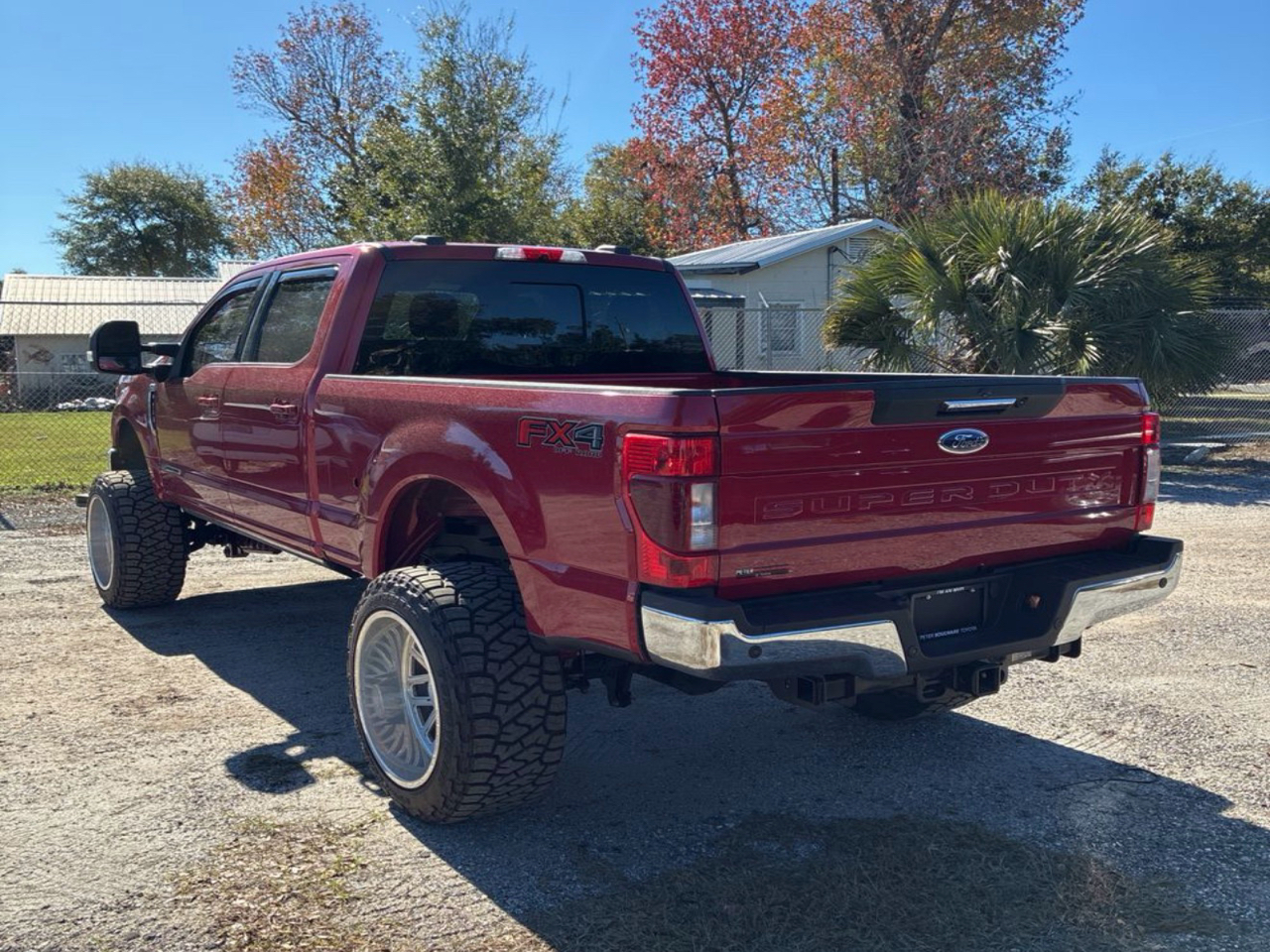 Ford F-250 SD Lariat Crew Cab Long Bed 4WD 2022