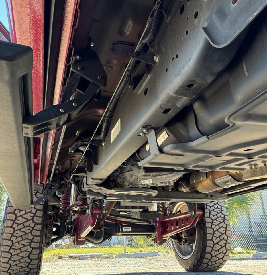 Ford F-250 SD Lariat Crew Cab Long Bed 4WD 2022