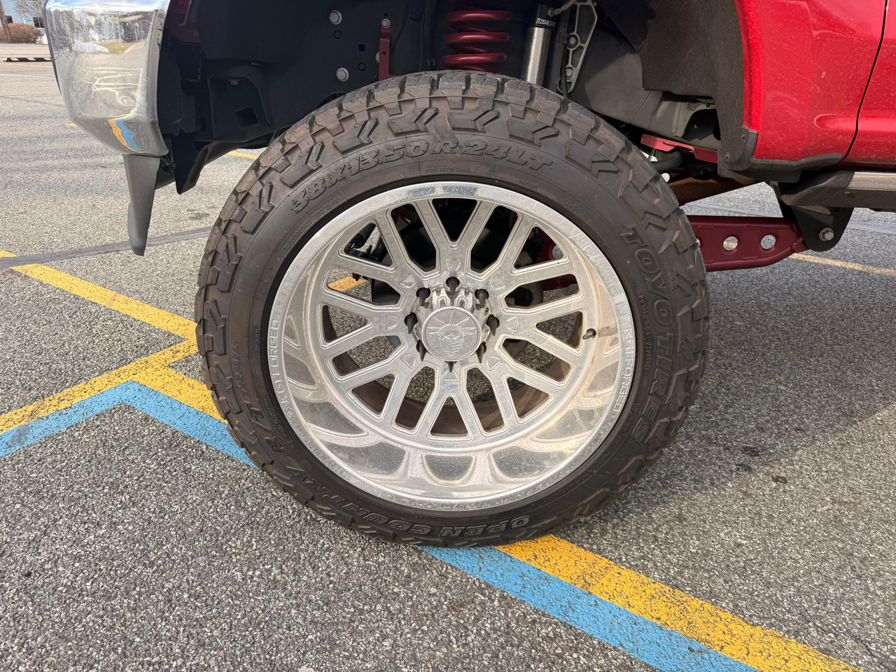 Ford F-250 SD Lariat Crew Cab Long Bed 4WD 2022