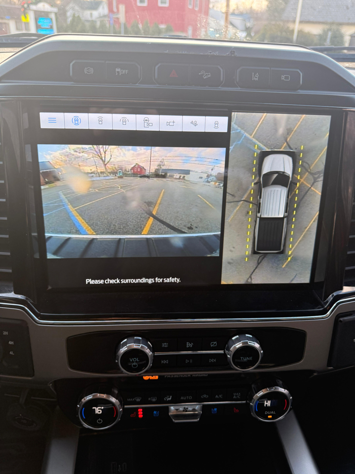 Ford F-250 SD Lariat Crew Cab Long Bed 4WD 2022