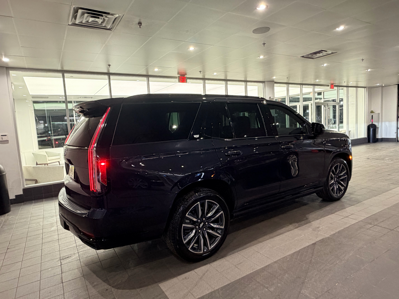 Cadillac Escalade 4WD 4dr Sport Platinum 2023