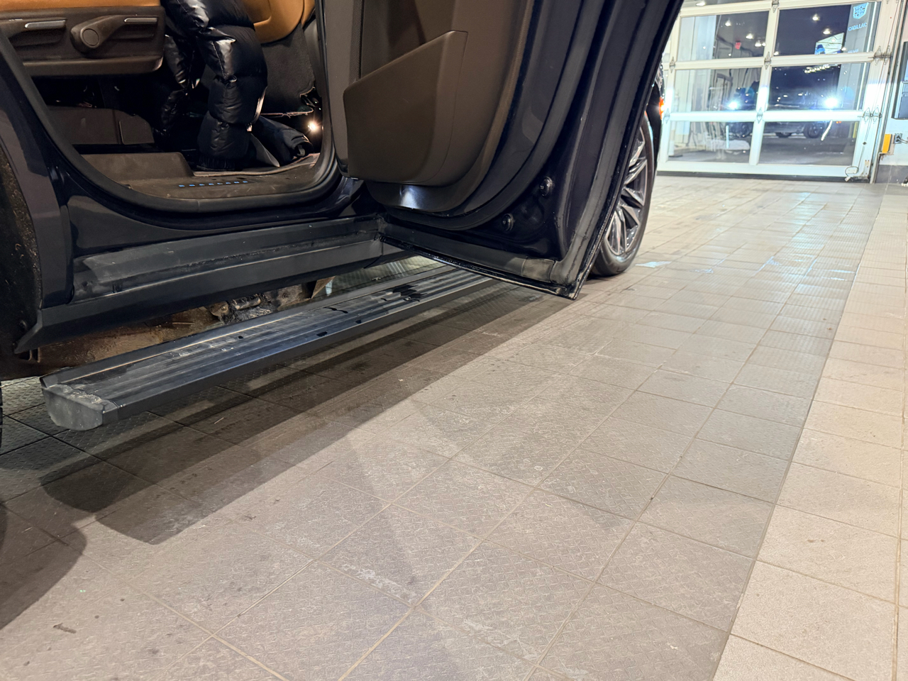 Cadillac Escalade 4WD 4dr Sport Platinum 2023