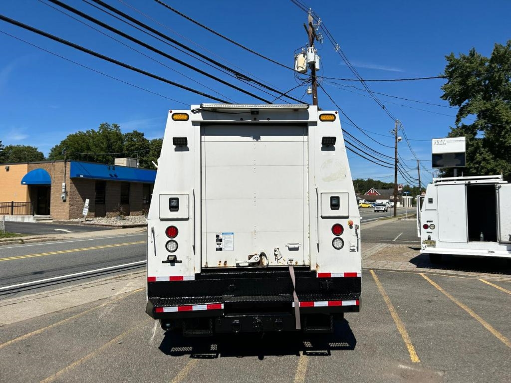 Ford F-550 Regular Cab DRW 4WD 2017