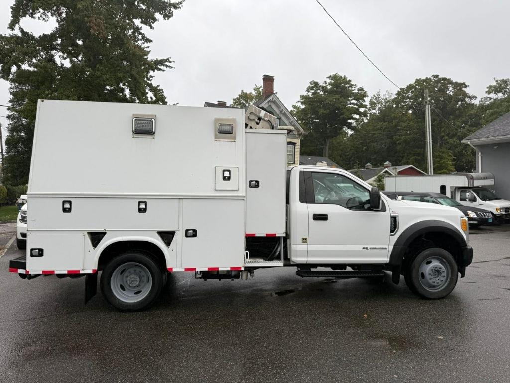 Ford F-550 Regular Cab DRW 4WD 2017