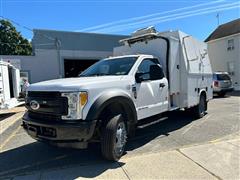 2017 Ford F-550 