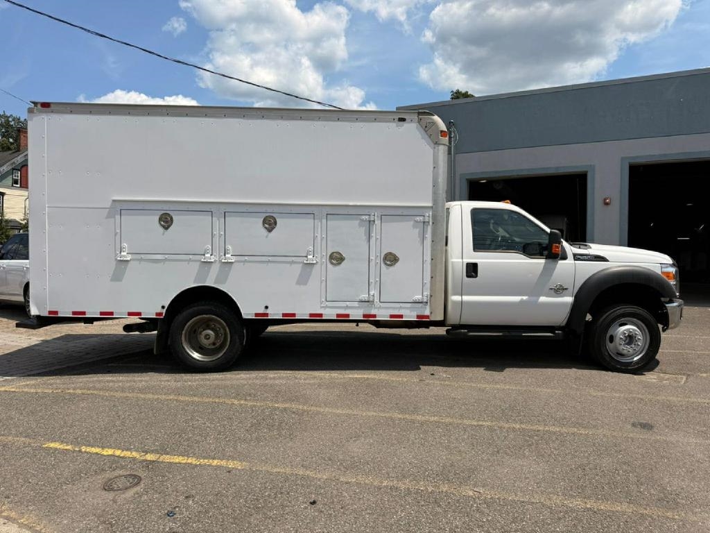 Ford F-550 Regular Cab DRW 2WD 2016