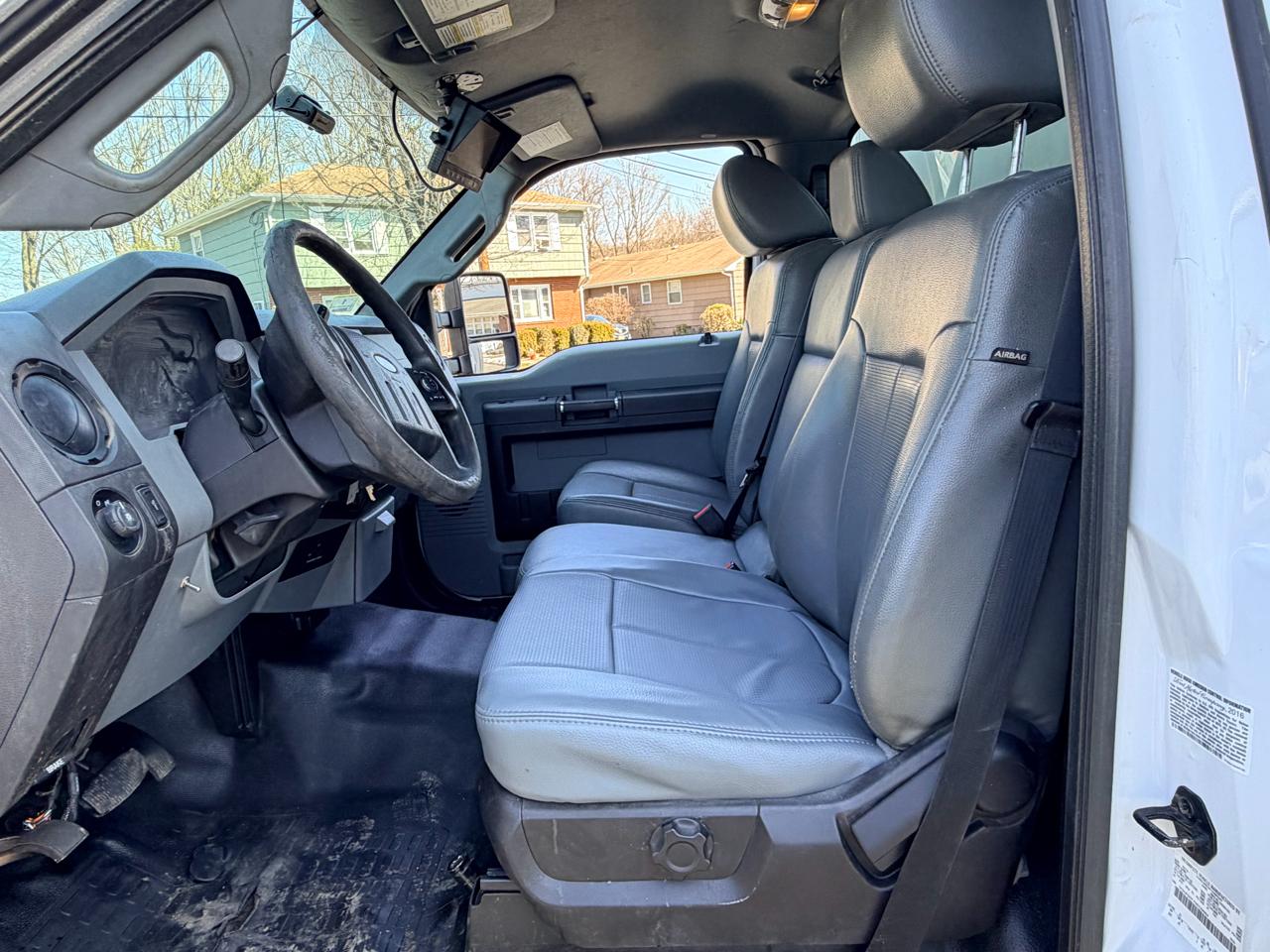 Ford F-550 Regular Cab DRW 2WD 2016