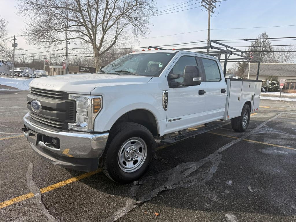 2018 Ford F-350 SD XL Crew Cab LWB 4WD