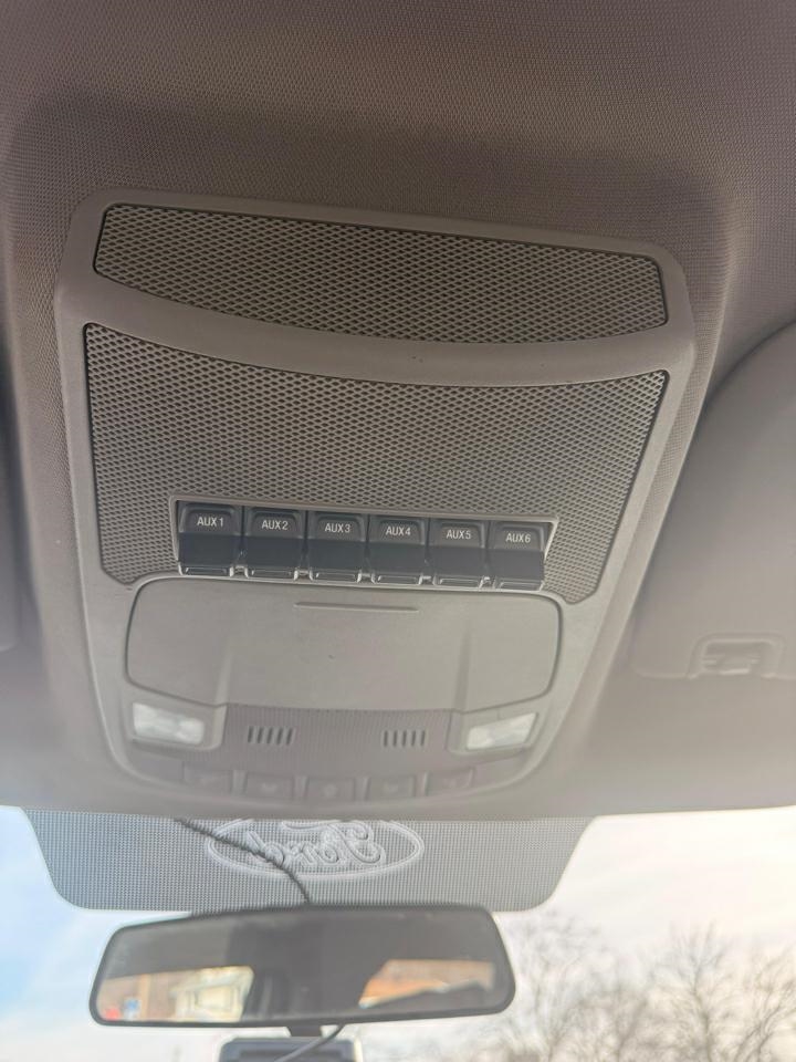 Ford F-350 SD XL Crew Cab LWB 4WD 2018