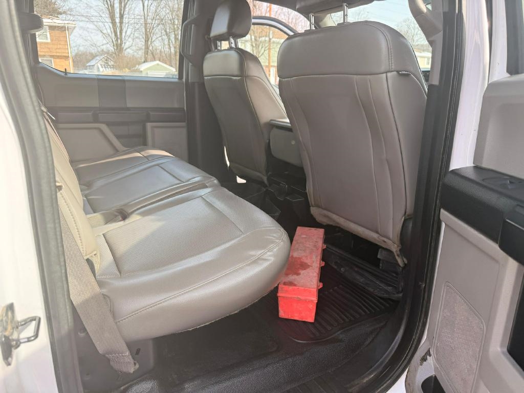 Ford F-350 SD XL Crew Cab LWB 4WD 2018