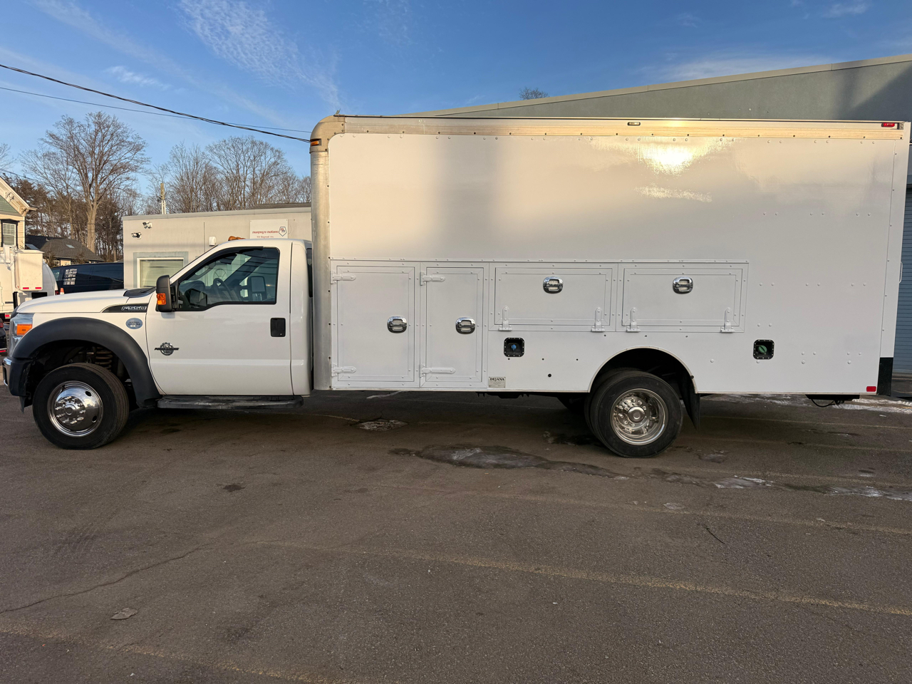 Ford F-550 Regular Cab DRW 2WD 2016