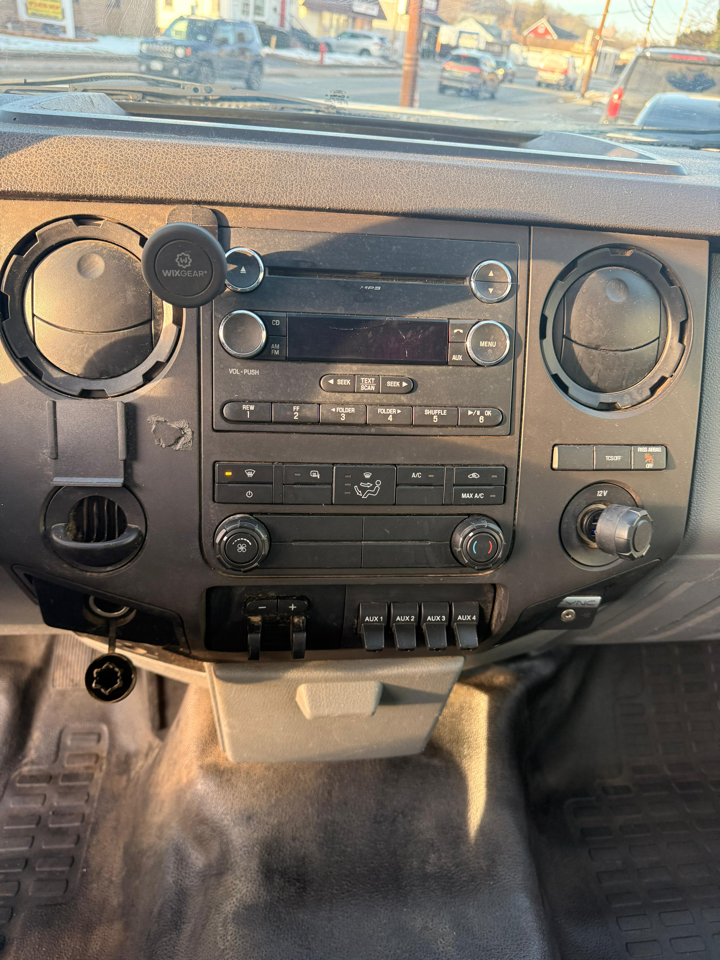 Ford F-550 Regular Cab DRW 2WD 2016