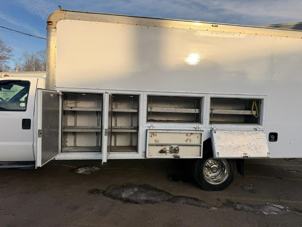 Ford F-550 Regular Cab DRW 2WD 2016