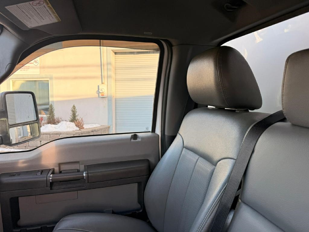 Ford F-550 Regular Cab DRW 2WD 2016