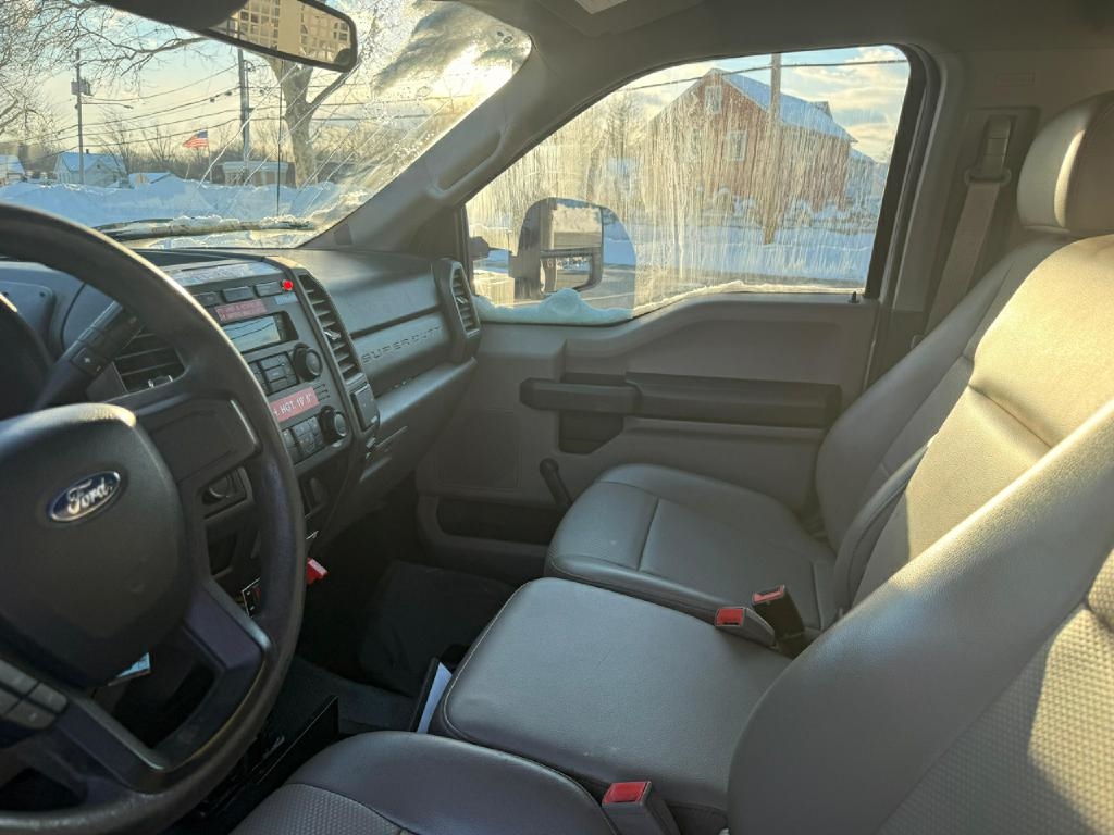 Ford F-550 Regular Cab DRW 4WD 2019