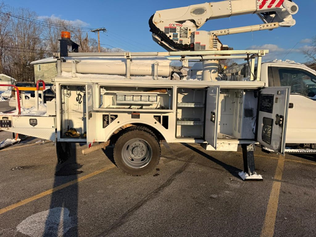 Ford F-550 Regular Cab DRW 4WD 2019