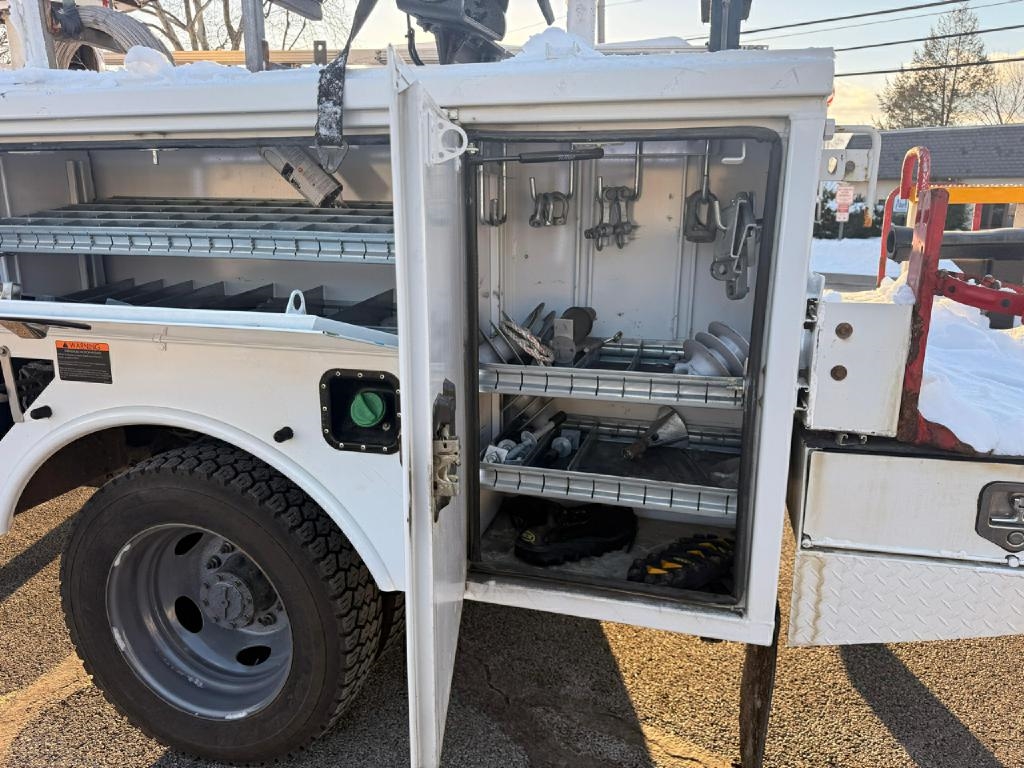 Ford F-550 Regular Cab DRW 4WD 2019