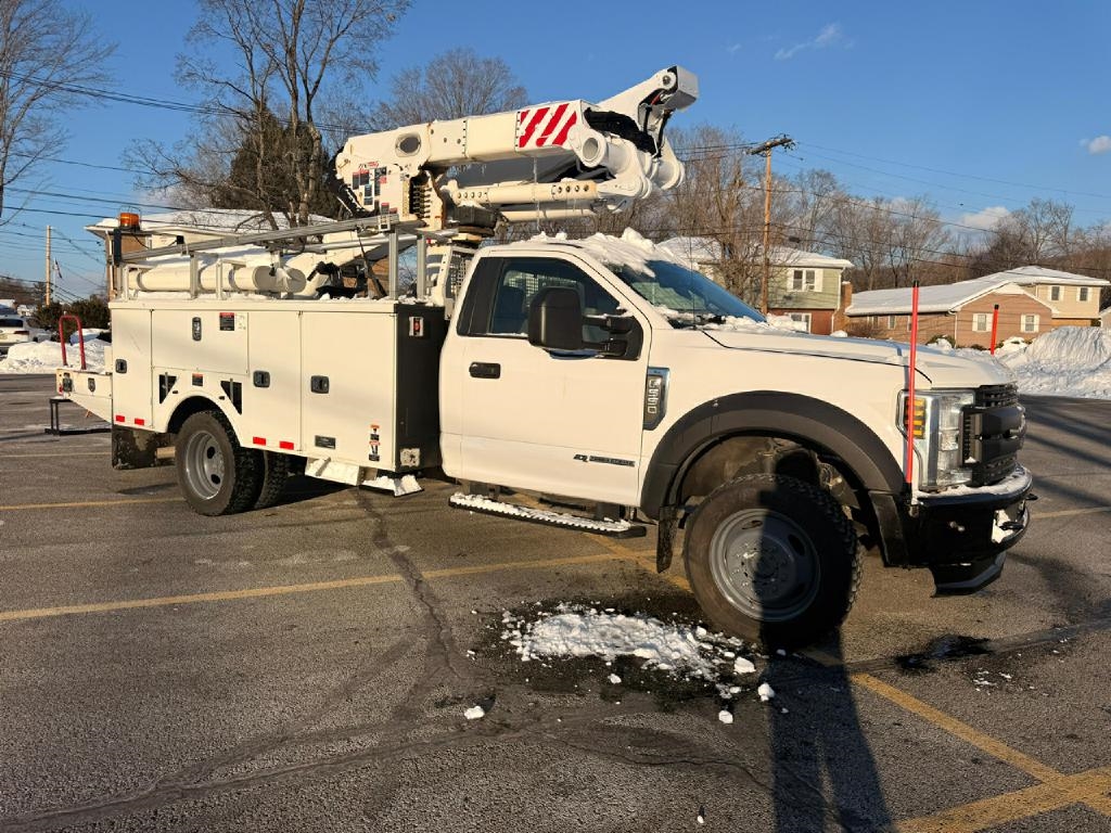 Ford F-550 Regular Cab DRW 4WD 2019