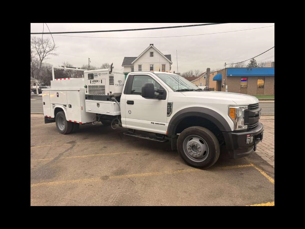 2017 Ford F-450 SD Regular Cab DRW 4WD