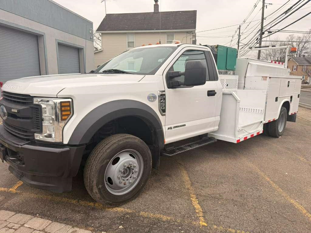 Ford F-450 SD Regular Cab DRW 4WD 2017