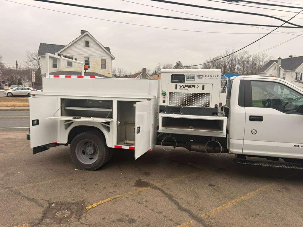 Ford F-450 SD Regular Cab DRW 4WD 2017
